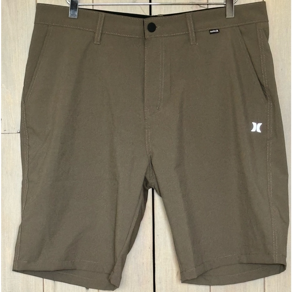 Hurley‎ 20” Walk Shorts NWOT